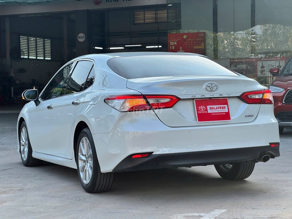Toyota Camry 2.0E 2021 - ảnh 4