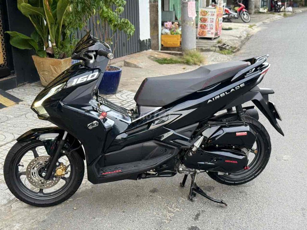 Airblade 2025 - ảnh 5