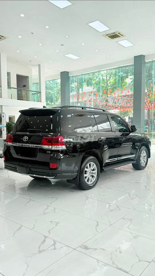 Toyota Land Cruiser 2016 - ảnh 3