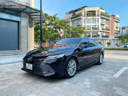 Toyota Camry 2.5Q 2020 - ảnh 2