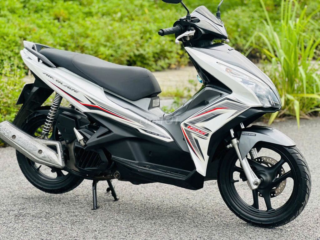 Honda Air Blade 2015 - ảnh 2