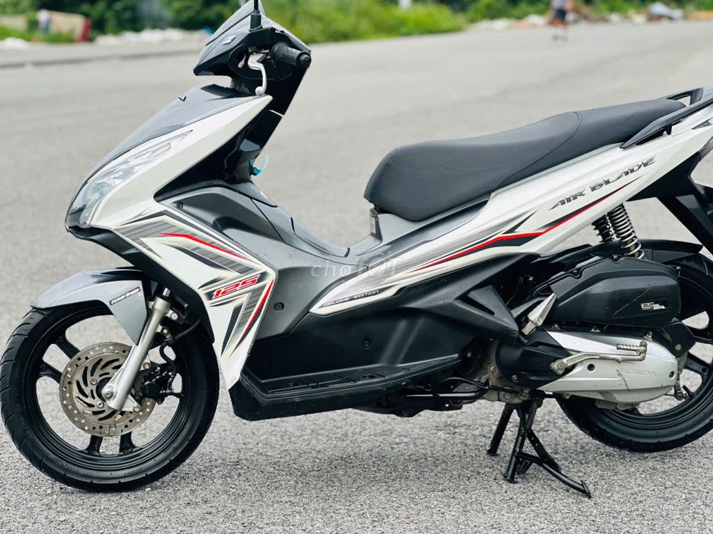 Honda Air Blade 2015 - ảnh 4