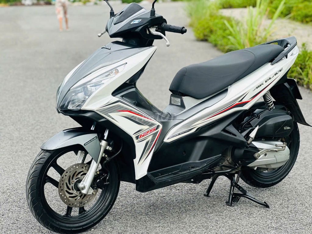 Honda Air Blade 2015 - ảnh 5