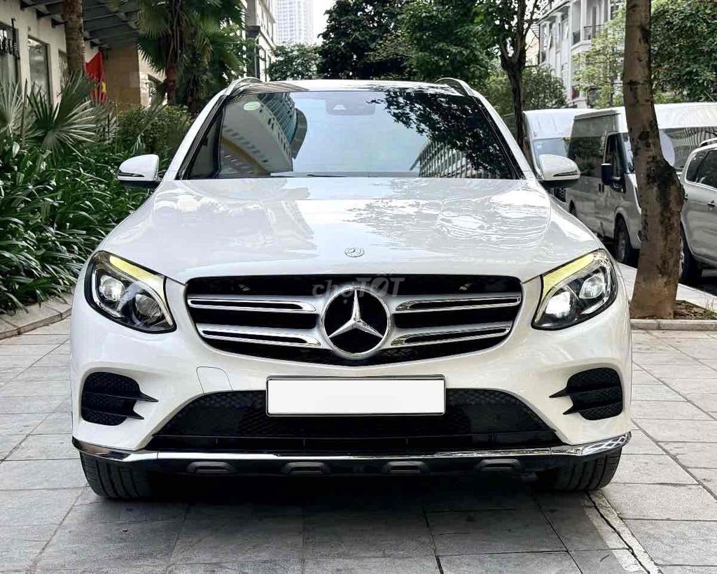 Mercedes-Benz GLC 2016 - ảnh 1