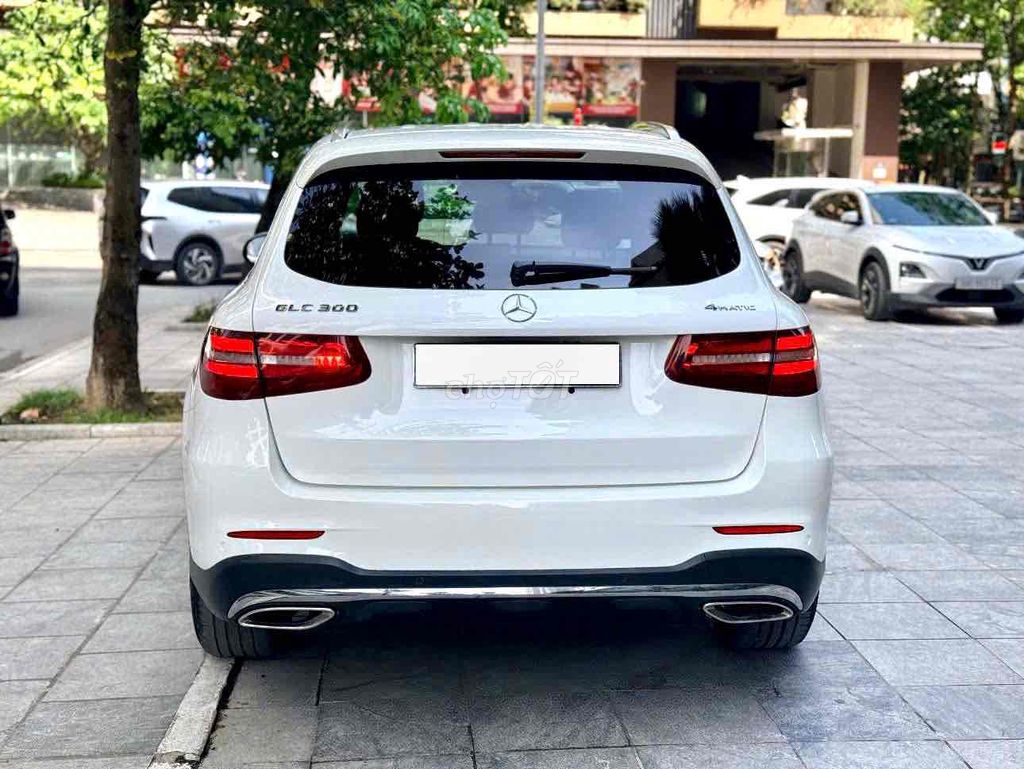 Mercedes-Benz GLC 2016 - ảnh 5