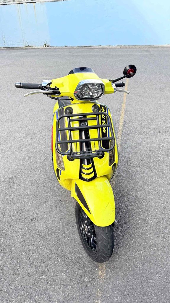 Piaggio Vespa 2021 - ảnh 1