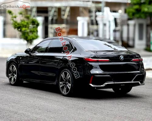 BMW 7 Series 735i M Sport 2023 - ảnh 4