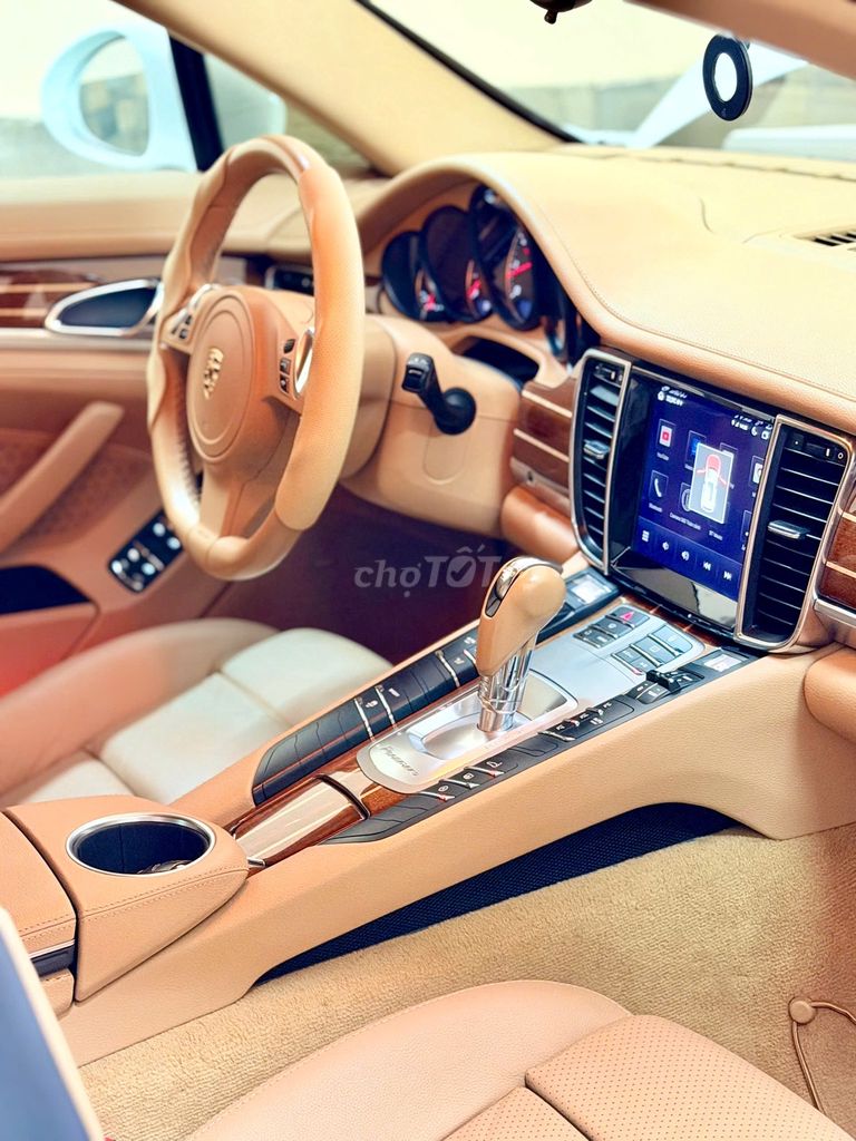 Porsche Panamera 2012 - ảnh 5