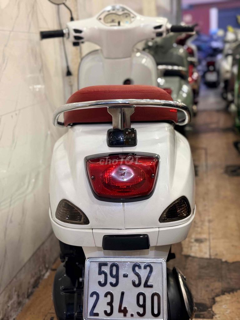 Piaggio Vespa 2014 - ảnh 5