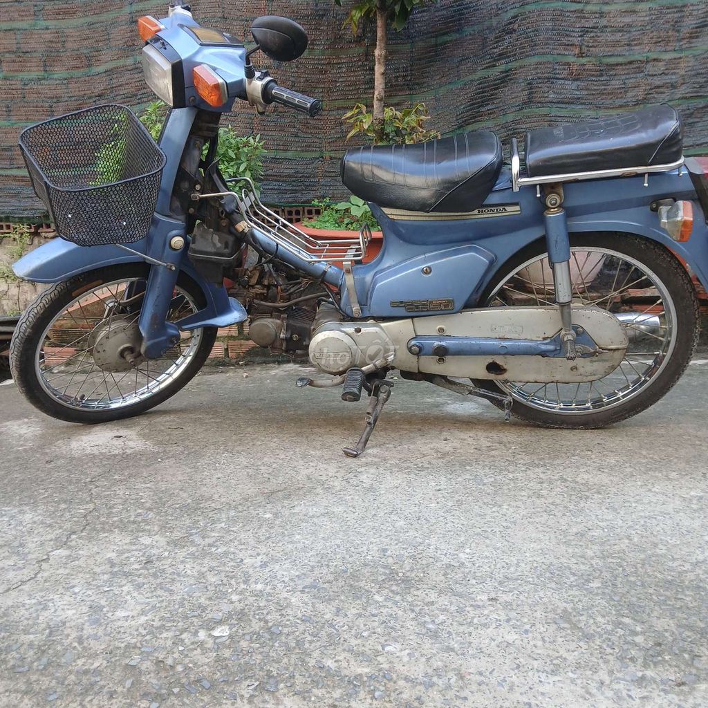 Honda Cub 1982 - ảnh 3