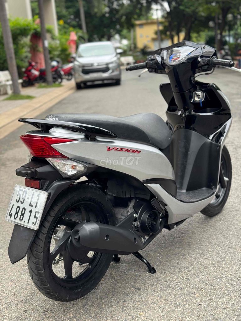 Honda Vision 2012 - ảnh 2