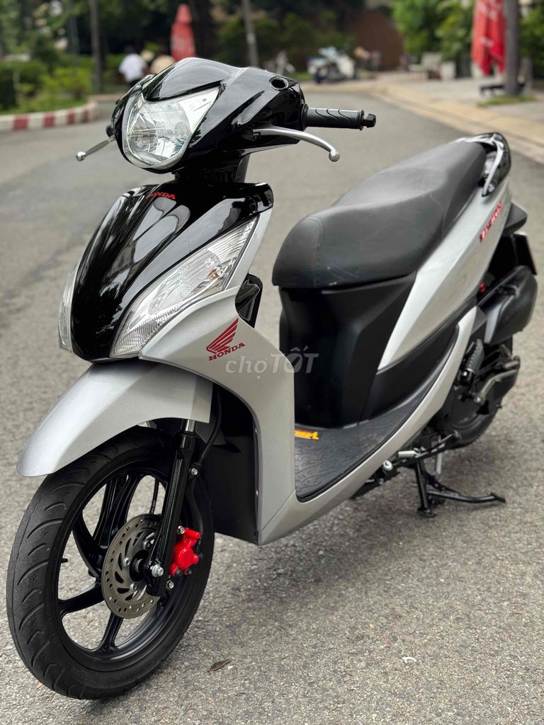 Honda Vision 2012 - ảnh 3