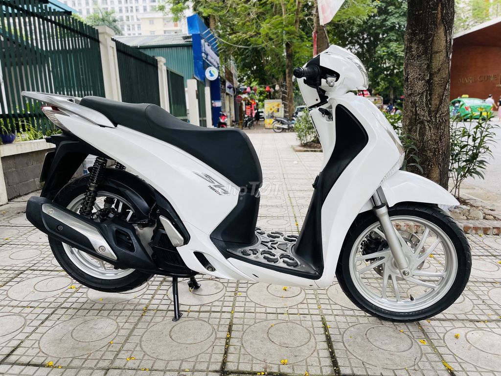 Honda SH 2018 - ảnh 3