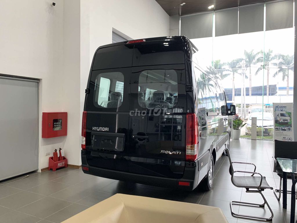 Hyundai Solati - ảnh 4