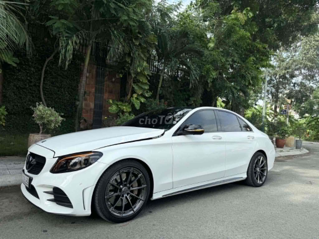 Mercedes-Benz 2019 - ảnh 1
