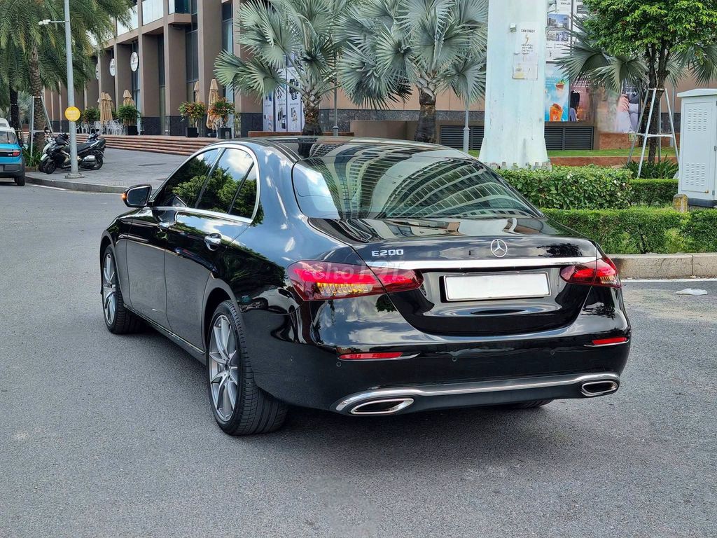 Mercedes-Benz 2022 - ảnh 4