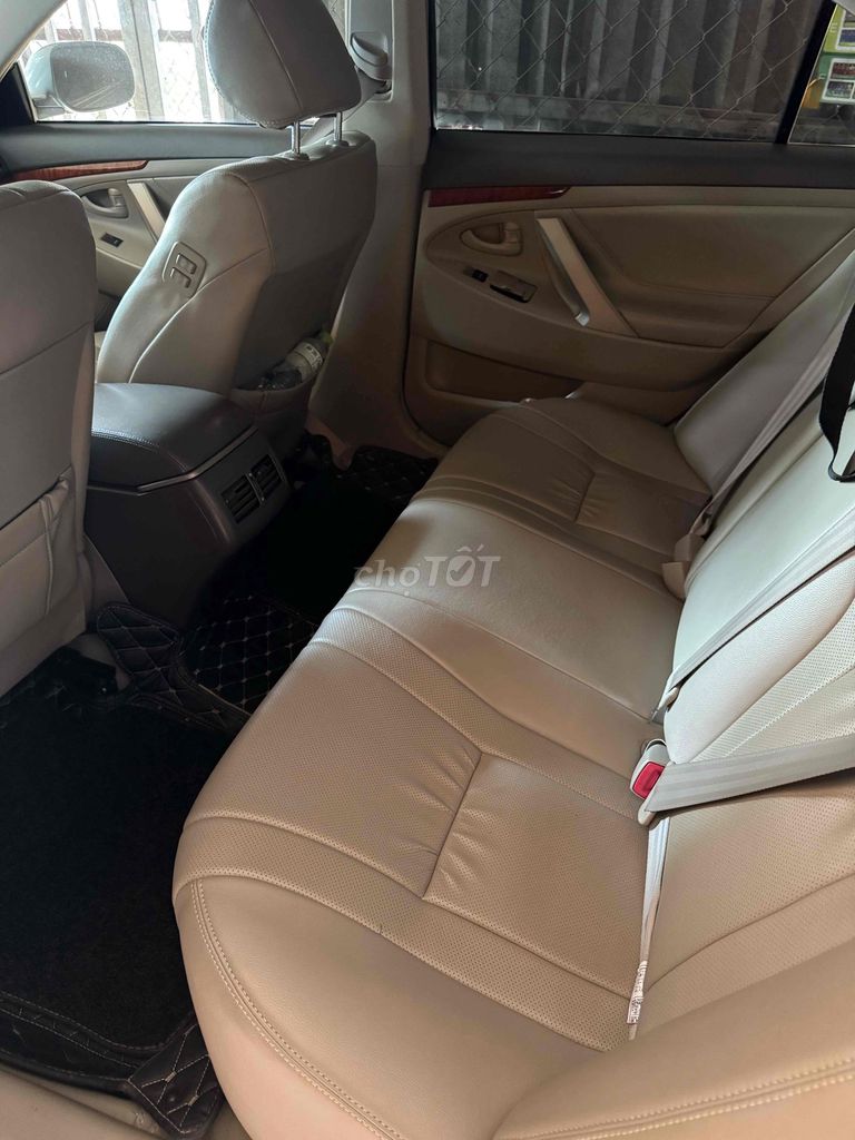 Toyota Camry 2011 - ảnh 4