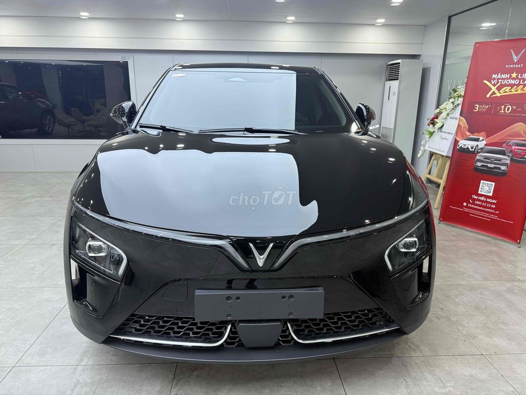 VinFast VF7 2026 - ảnh 1