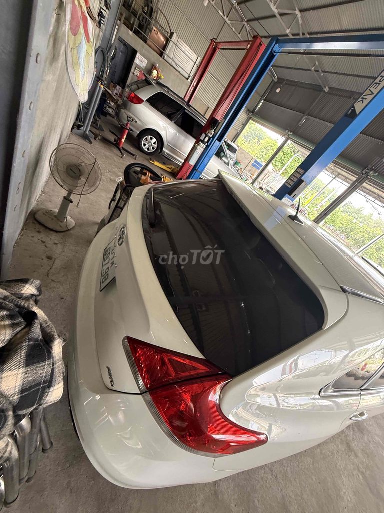 Toyota Venza - ảnh 4