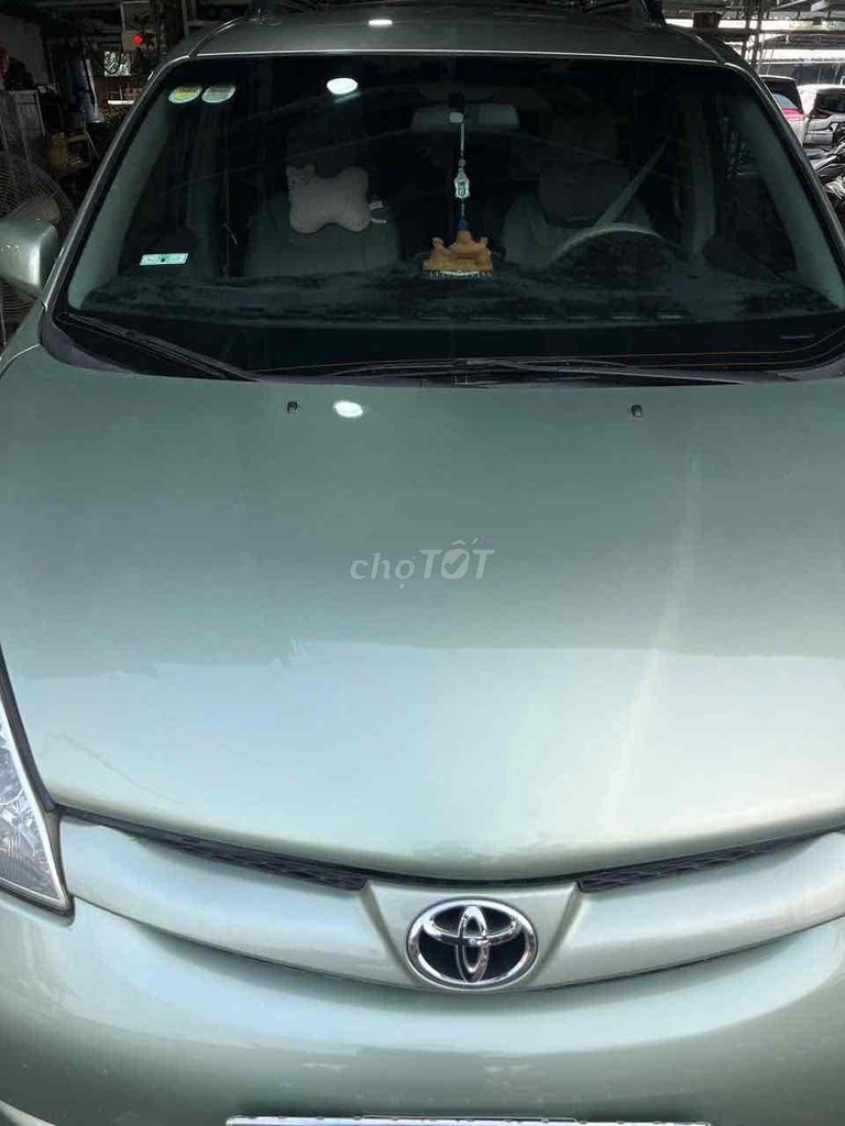 Toyota Sienna 2009 - ảnh 2