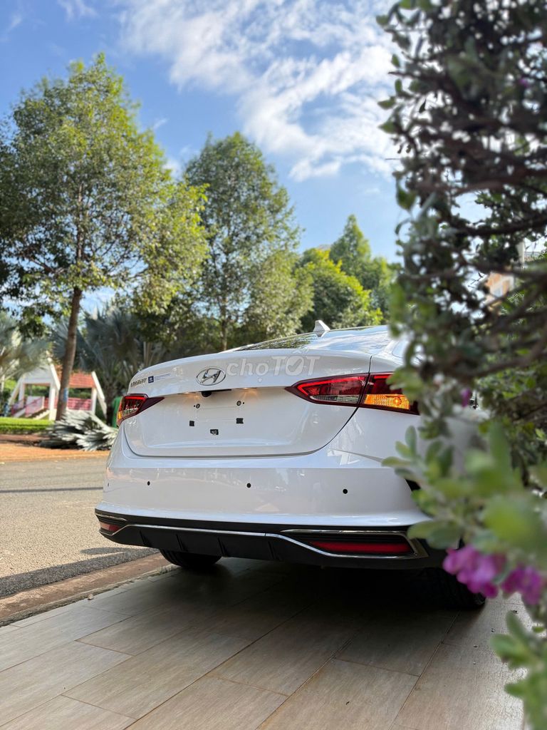 Hyundai Accent 2021 - ảnh 1