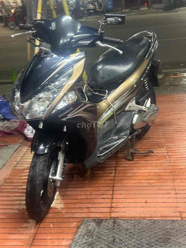 Honda Air Blade 2011 - ảnh 1