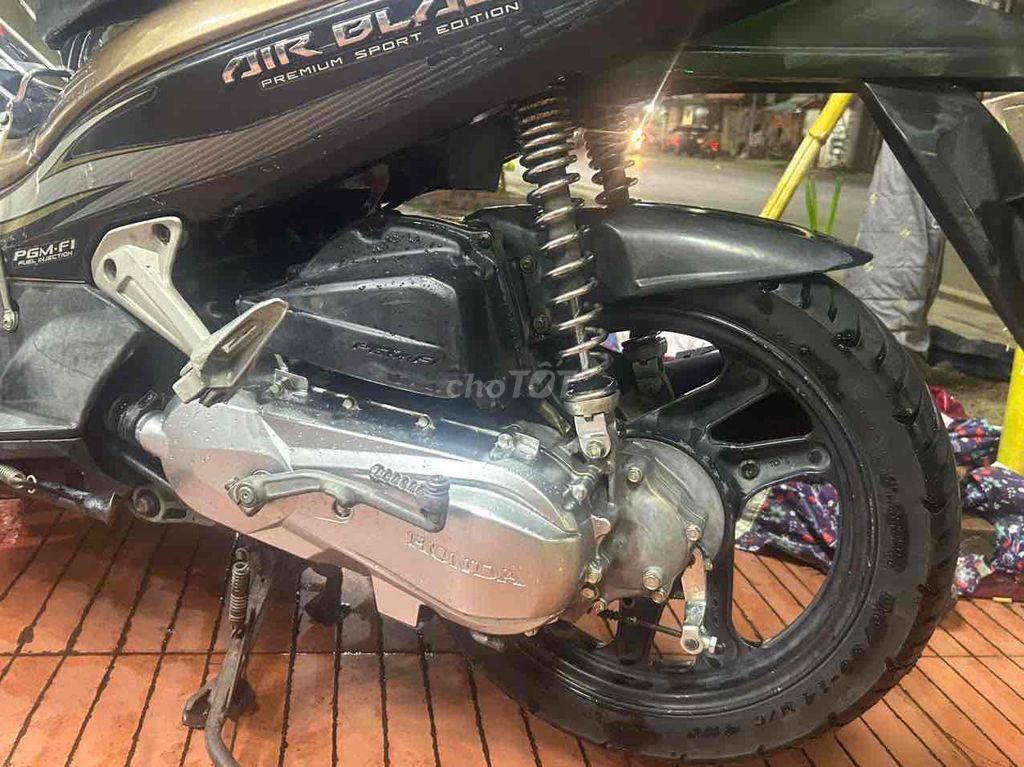 Honda Air Blade 2011 - ảnh 4