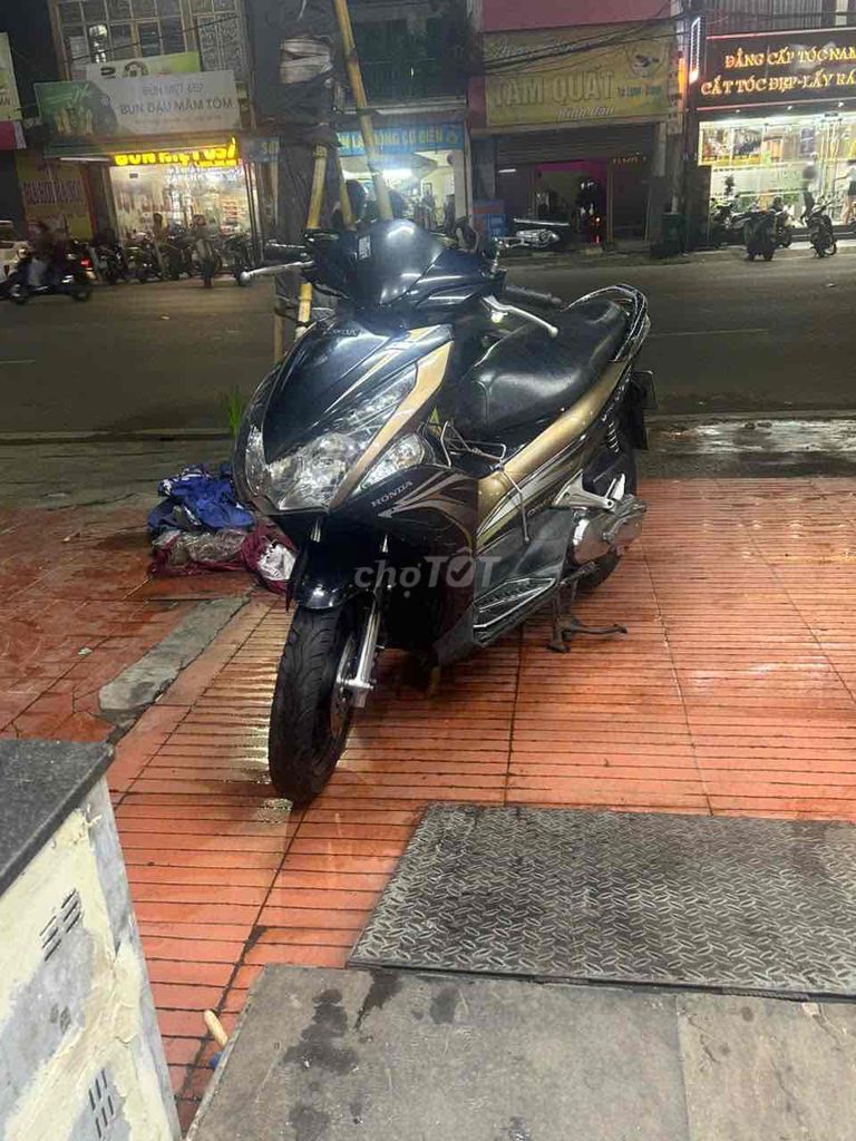 Honda Air Blade 2011 - ảnh 5