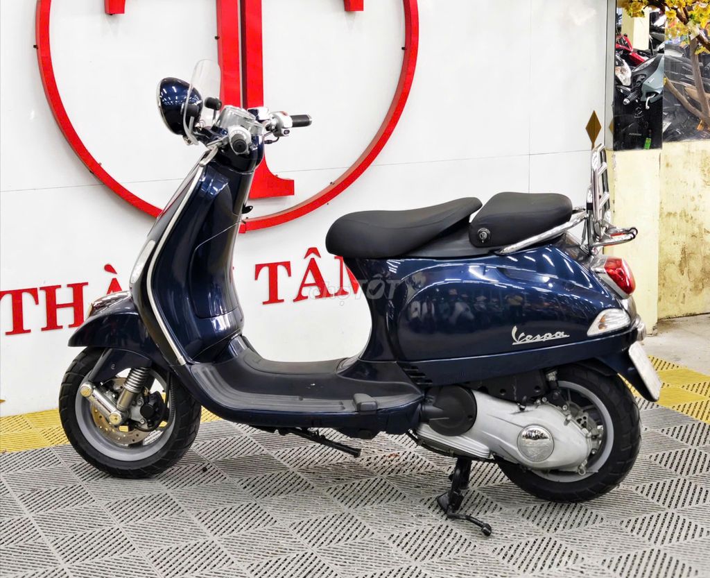 Piaggio Vespa 2013 - ảnh 3