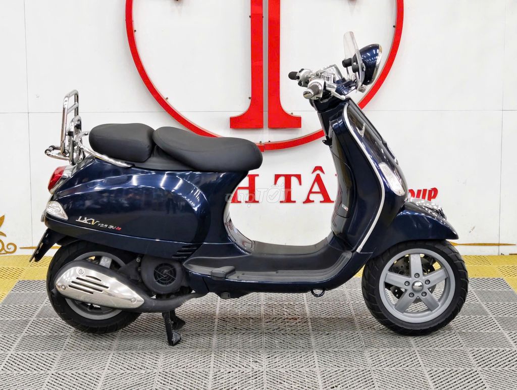 Piaggio Vespa 2013 - ảnh 5
