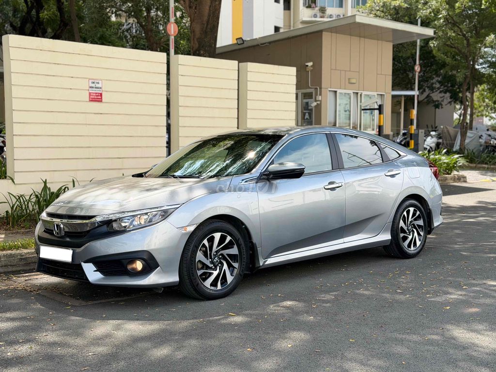 Honda Civic 2018 - ảnh 3