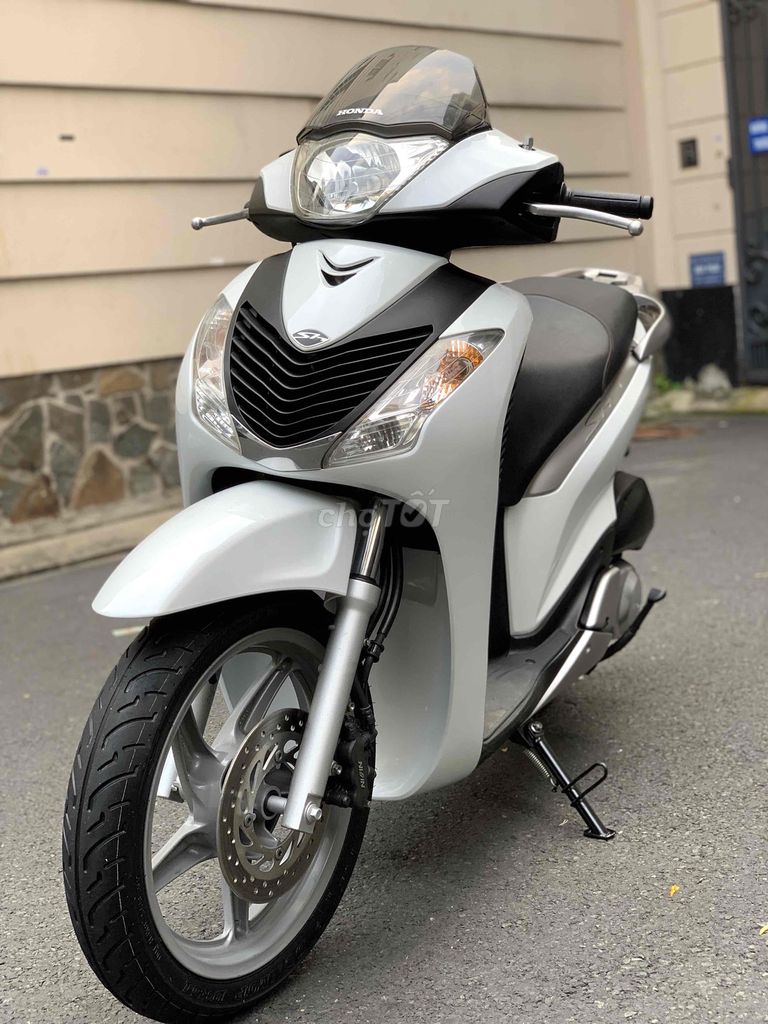Honda 2010 - ảnh 1