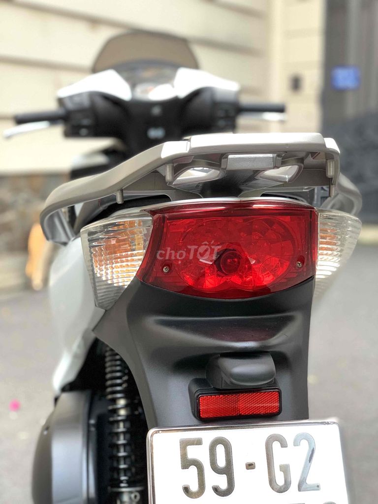 Honda 2010 - ảnh 3