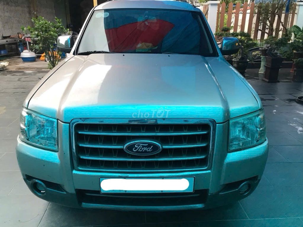 Ford Everest 2008 - ảnh 1