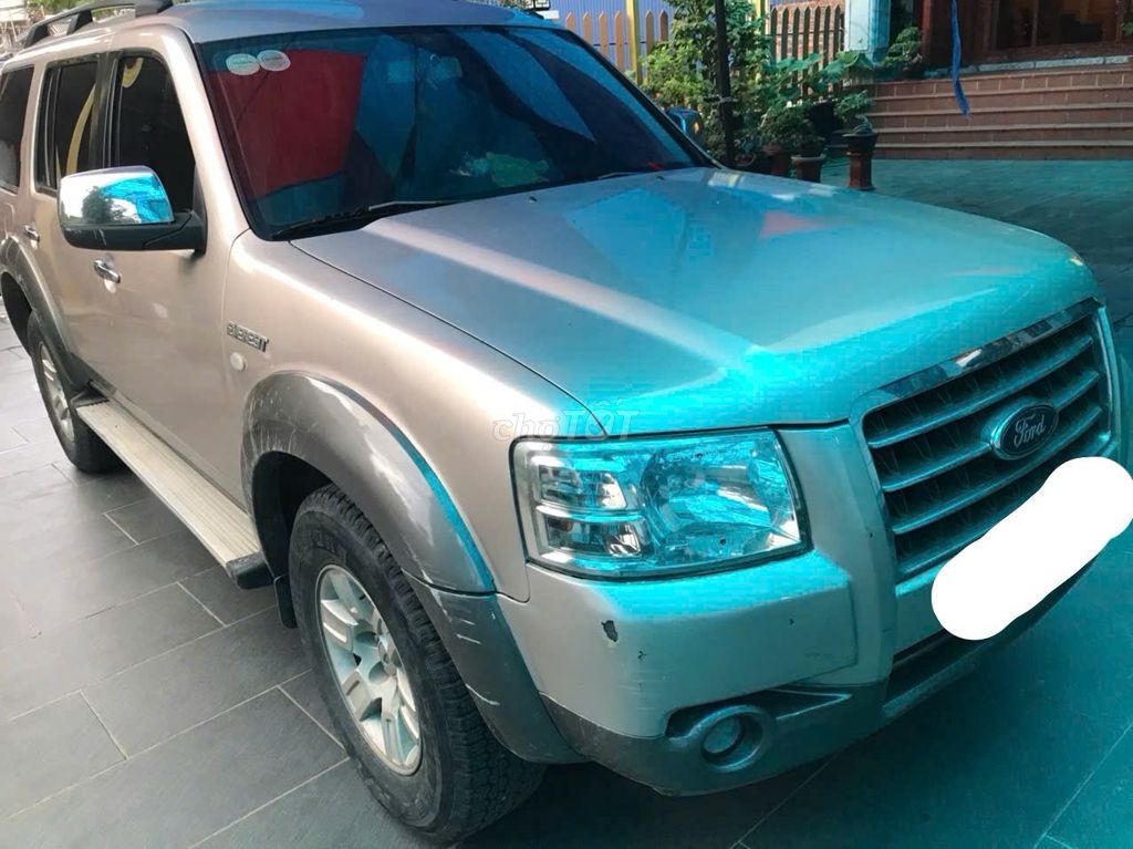 Ford Everest 2008 - ảnh 2