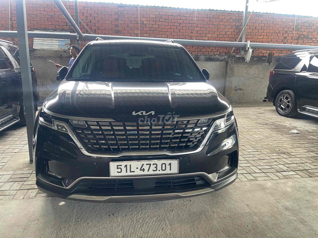 Kia Carnival - ảnh 1