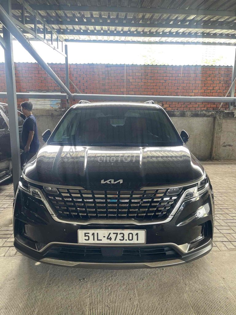 Kia Carnival - ảnh 2