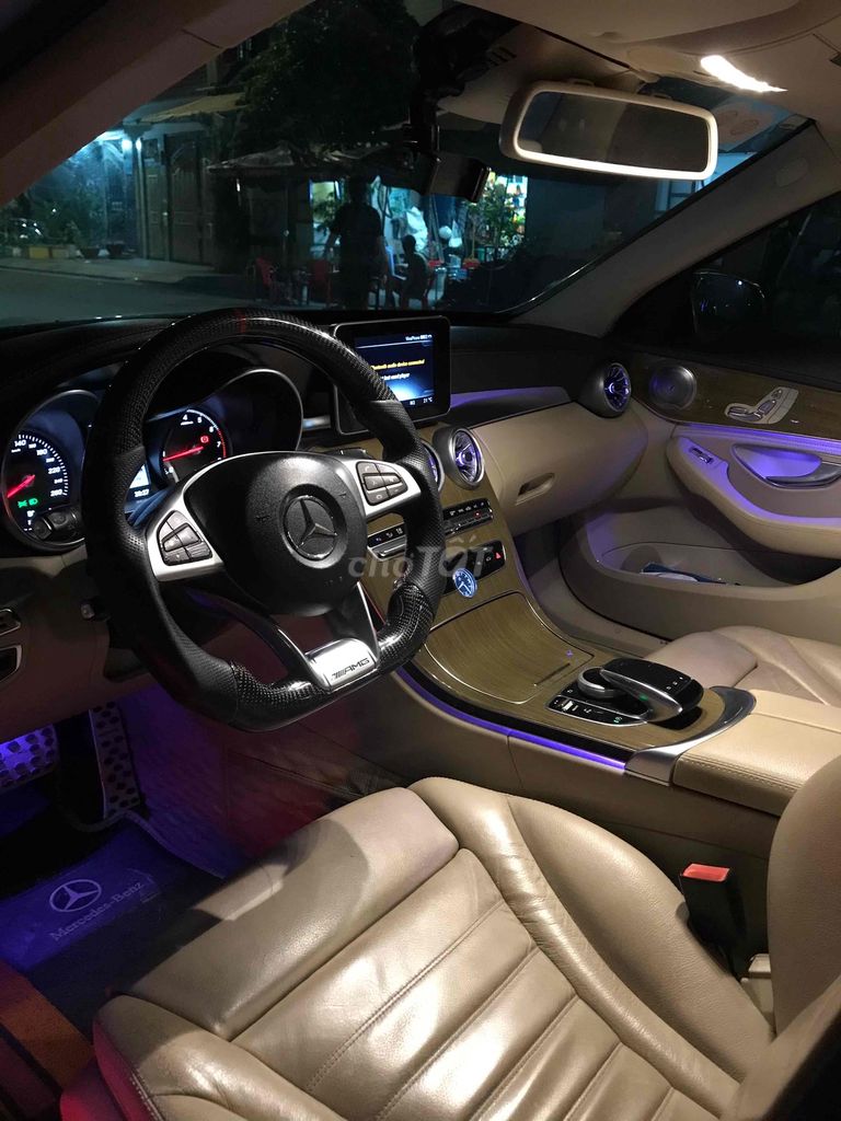 Mercedes-Benz - ảnh 4