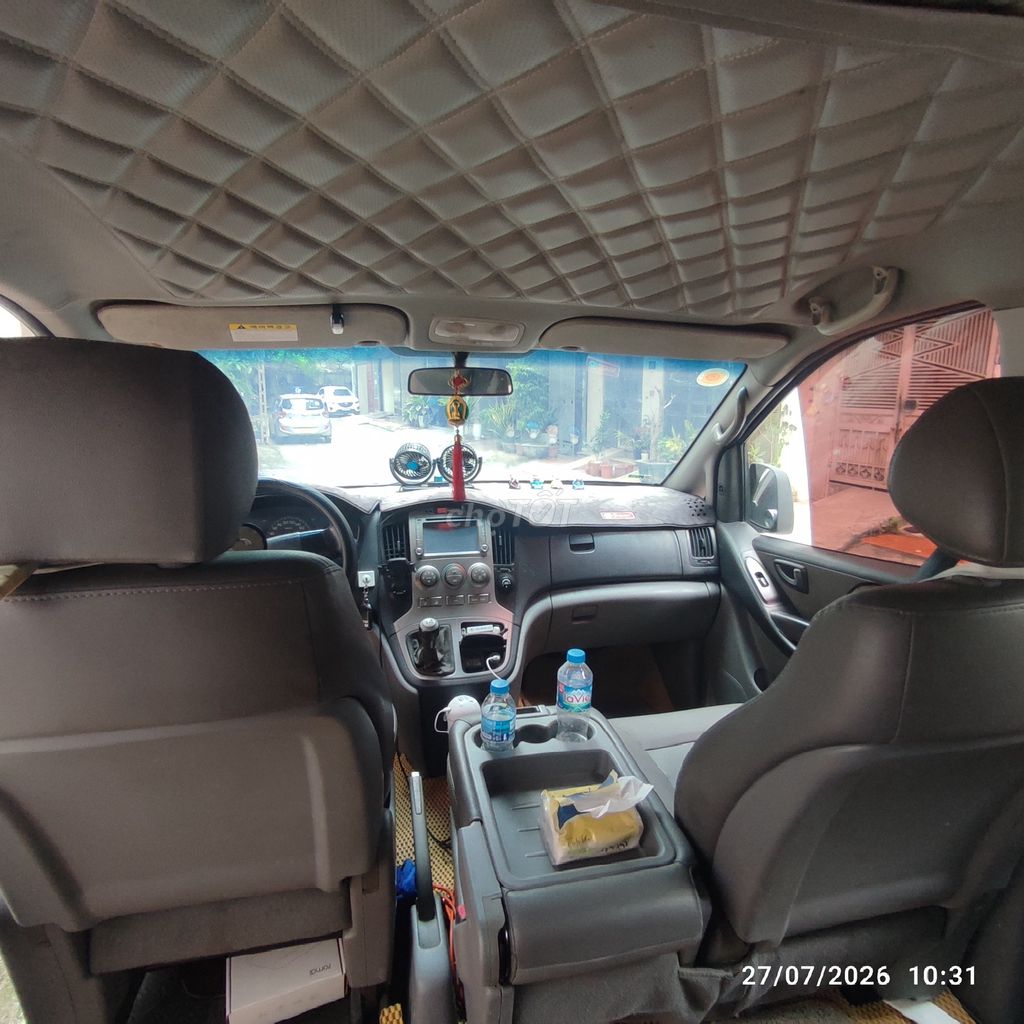 Hyundai Grand Starex 2010 - ảnh 1