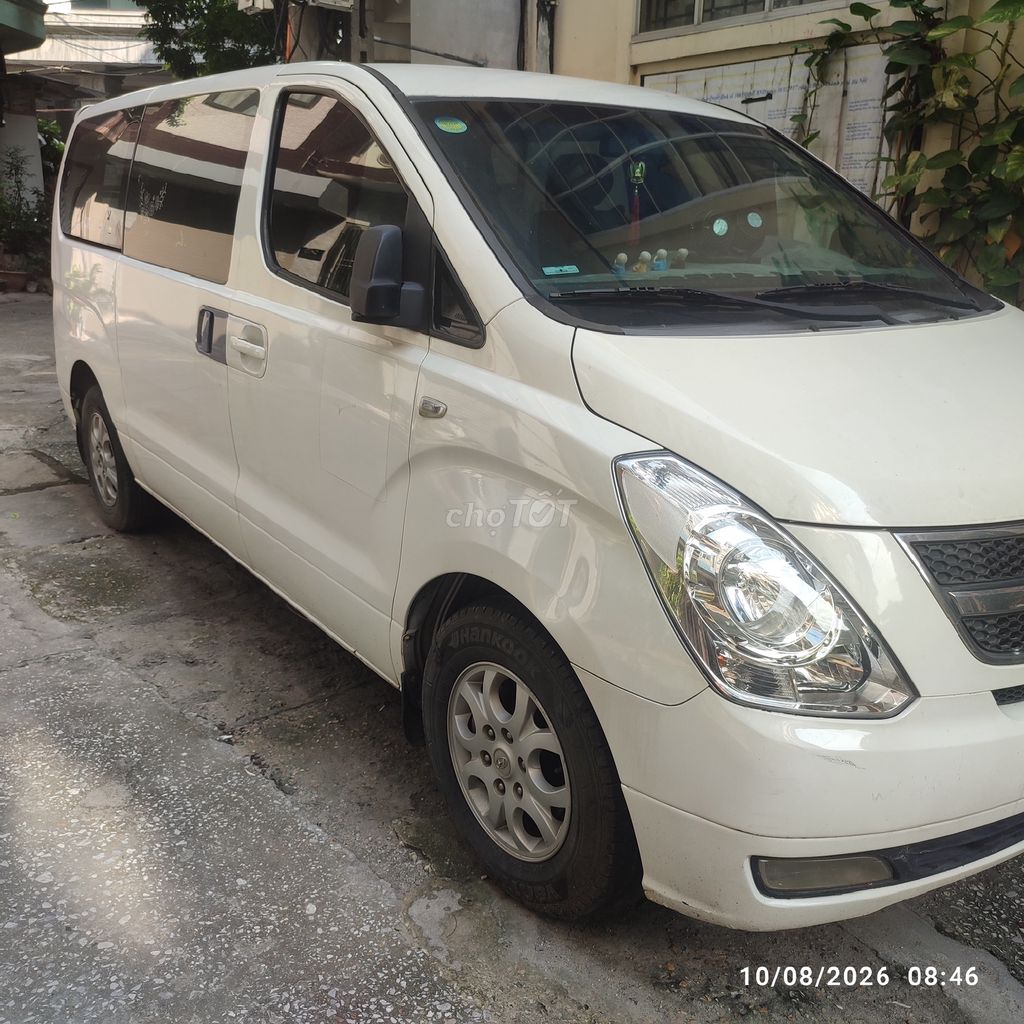 Hyundai Grand Starex 2010 - ảnh 4