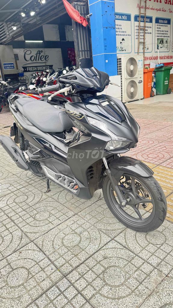 Honda Air Blade 2023 - ảnh 1
