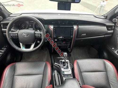 Toyota Fortuner Legender 2.4L 4x2 AT 2022 - ảnh 5