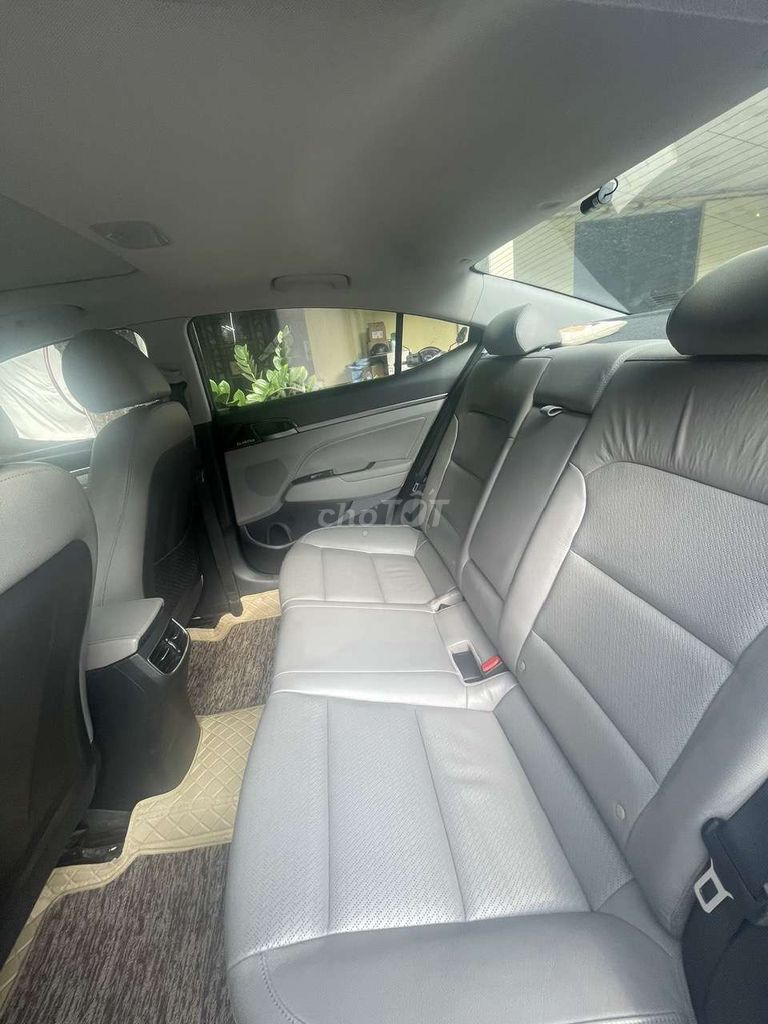 Hyundai Elantra 2016 - ảnh 3