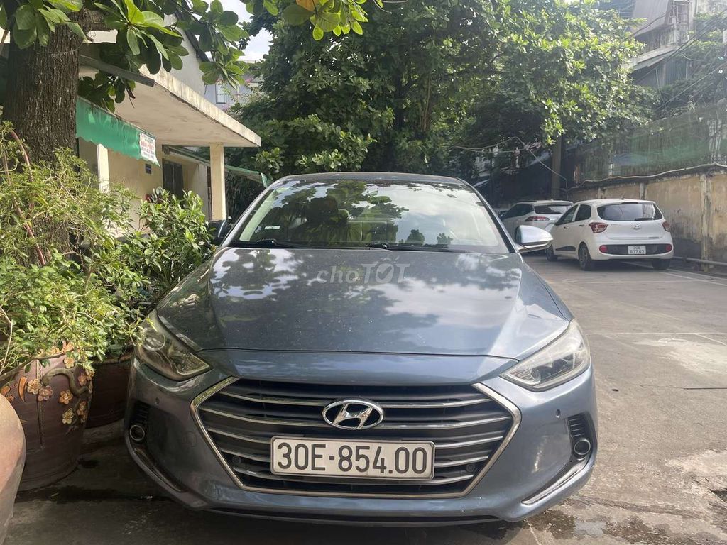 Hyundai Elantra 2016 - ảnh 5