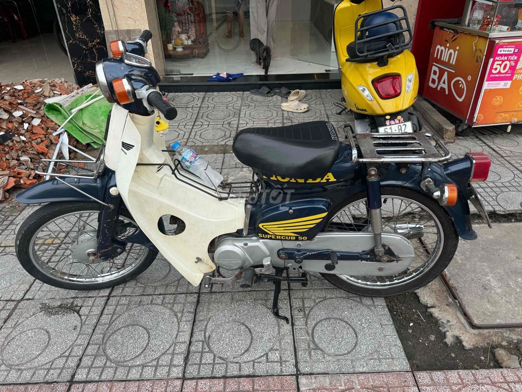 Honda 1980 - ảnh 1