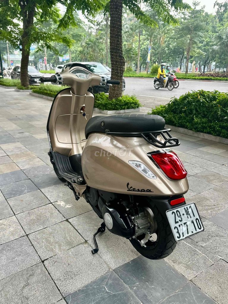 Piaggio Vespa 2015 - ảnh 4