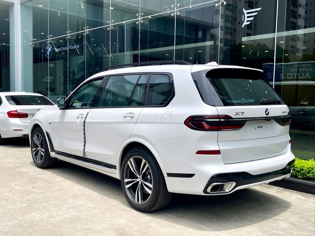 BMW X7 xDrive40i M Sport 2024 - ảnh 3