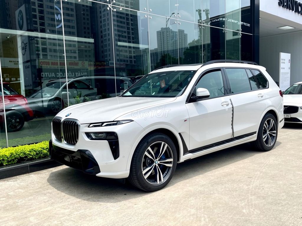 BMW X7 xDrive40i M Sport 2024 - ảnh 4