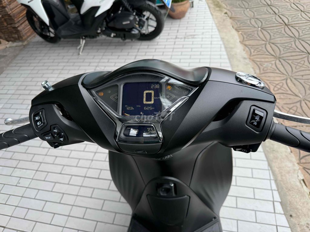Honda SH 2025 - ảnh 5
