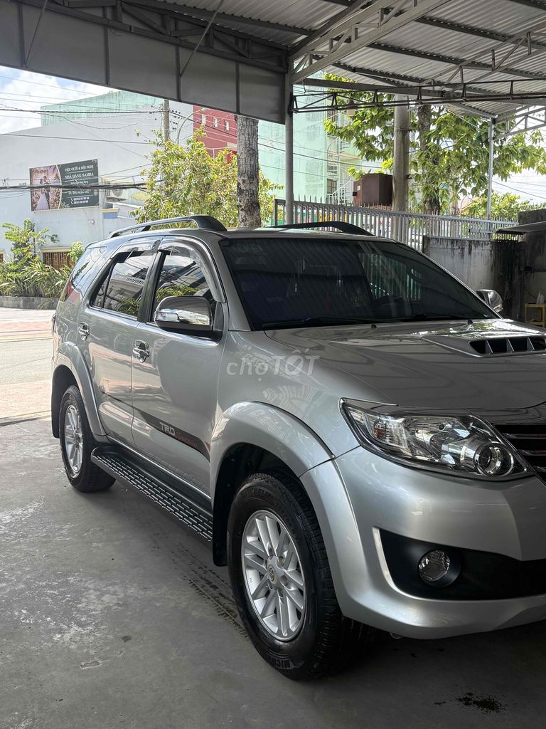 Toyota Fortuner 2015 - ảnh 2